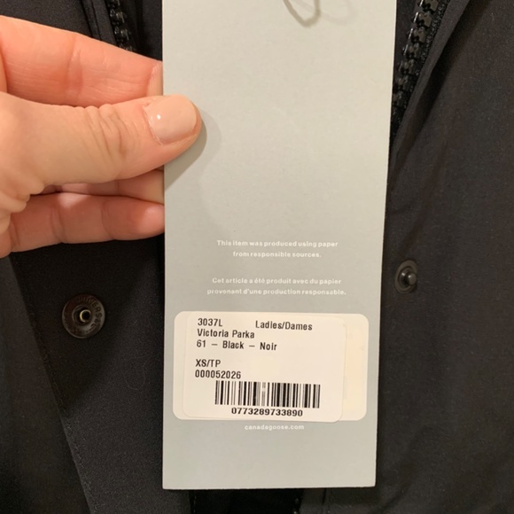 Women’s Black Victoria Parka Canada Goose XS - Picture 6 of 7
